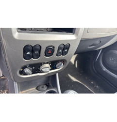 DACIA SANDERO 1 1.2i - 16V