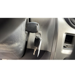 DACIA SANDERO 1 1.2i - 16V