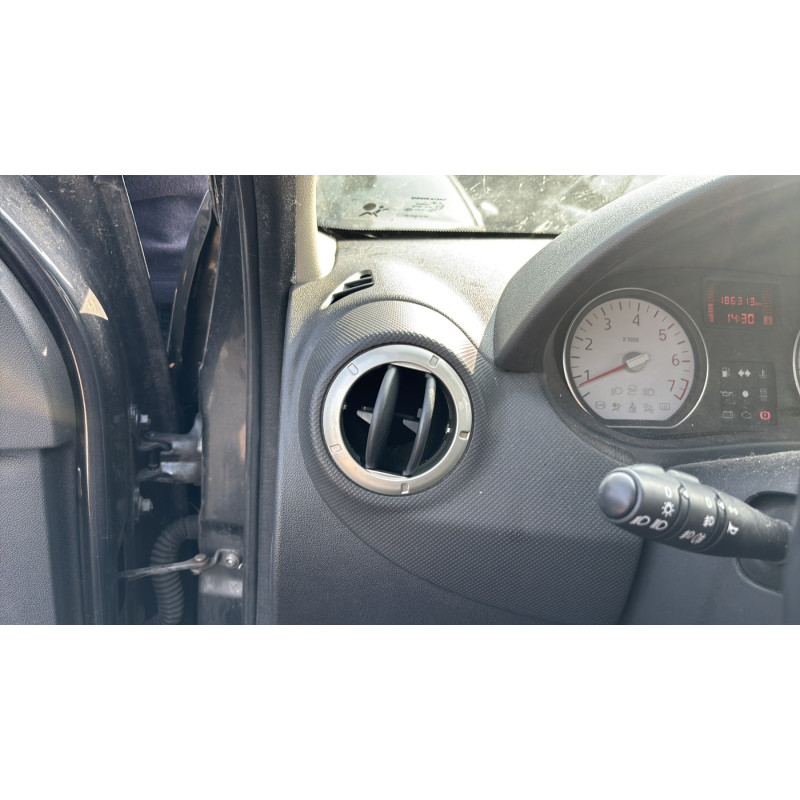 DACIA LOGAN MCV 1 PHASE 2 BREAK 1.5 DCI - 8V TURBO Photo n°15