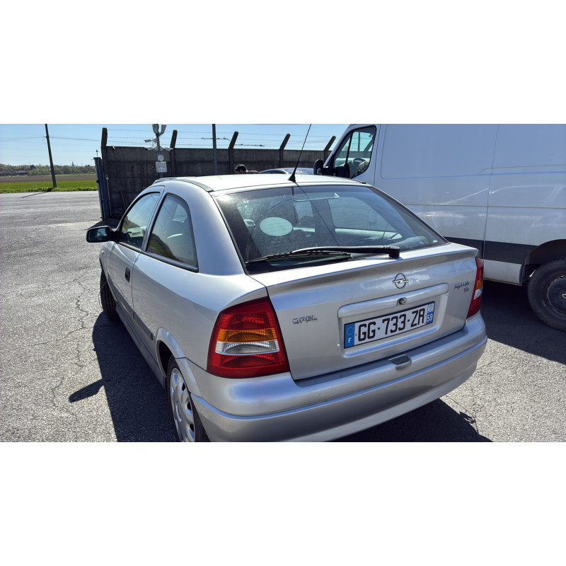 OPEL ASTRA G 1.6i - 8V Photo n°16