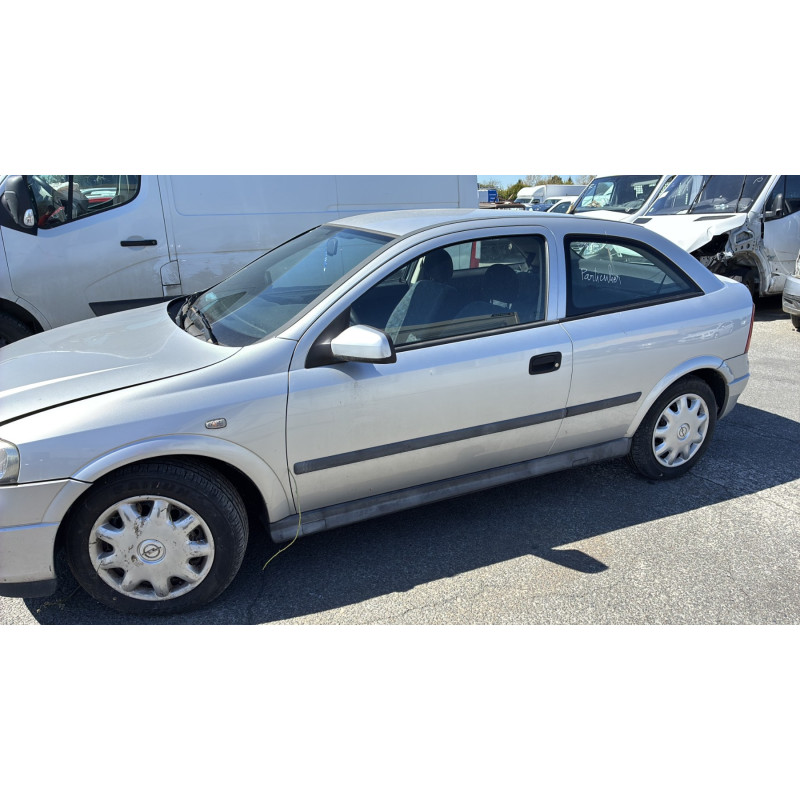 OPEL ASTRA G 1.6i - 8V Photo n°20