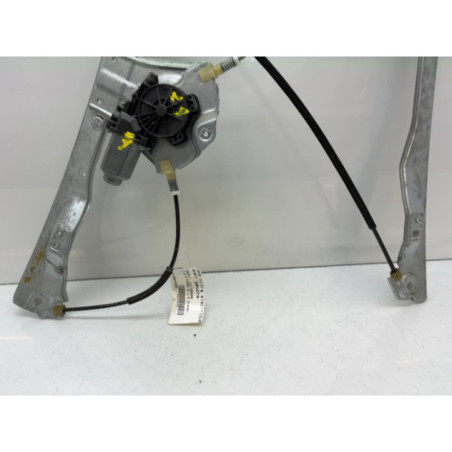 Leve vitre electrique avant gauche RENAULT CLIO 3