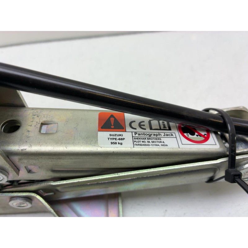 Cric SUZUKI SX4 2 S-CROSS Photo n°2