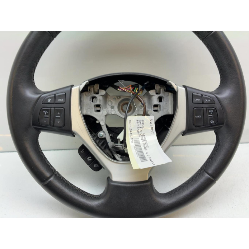 Volant SUZUKI SX4 2 S-CROSS Photo n°3