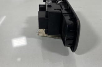 Interrupteur de leve vitre avant gauche FORD FIESTA 6