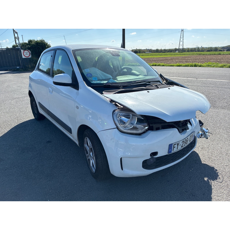 RENAULT TWINGO 3 PHASE 1 1.0i - 12V SCE 65 Photo n°4