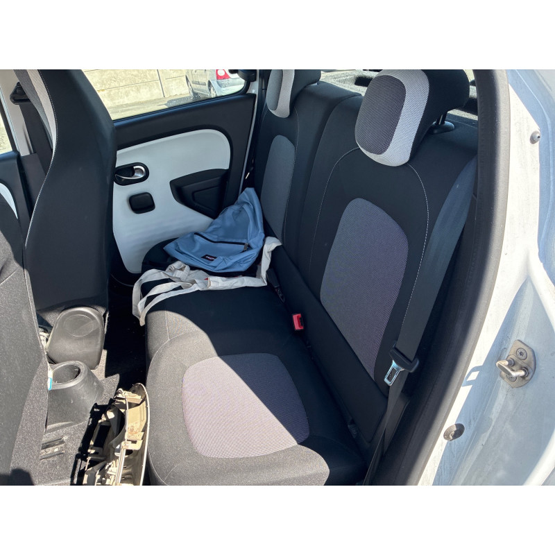 RENAULT TWINGO 3 PHASE 1 1.0i - 12V SCE 65 Photo n°13