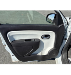 RENAULT TWINGO 3 PHASE 1 1.0i - 12V SCE 65