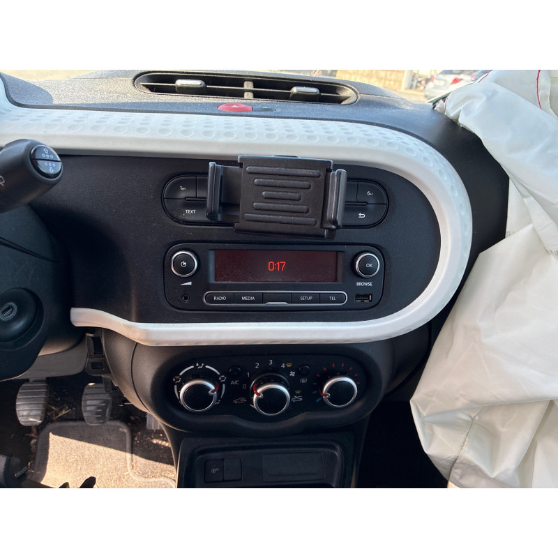 RENAULT TWINGO 3 PHASE 1 1.0i - 12V SCE 65 Photo n°17