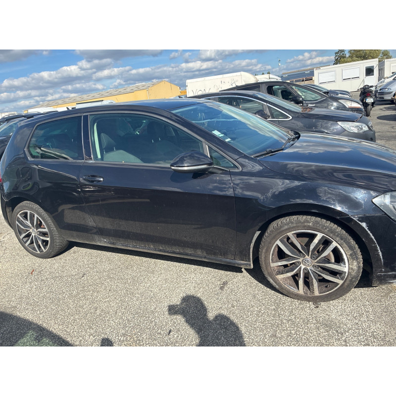 VOLKSWAGEN GOLF 7 PHASE 1 1.6 TDI - 16V TURBO Photo n°12