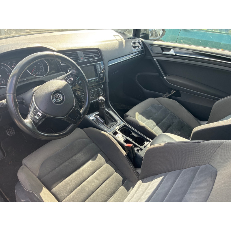 VOLKSWAGEN GOLF 7 PHASE 1 1.6 TDI - 16V TURBO Photo n°17