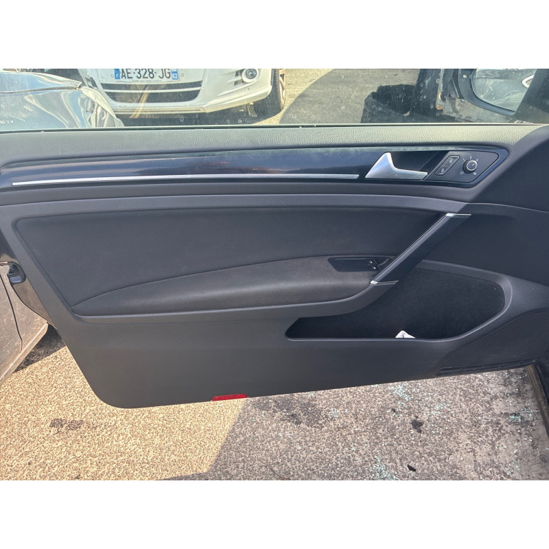 VOLKSWAGEN GOLF 7 PHASE 1 1.6 TDI - 16V TURBO Photo n°22