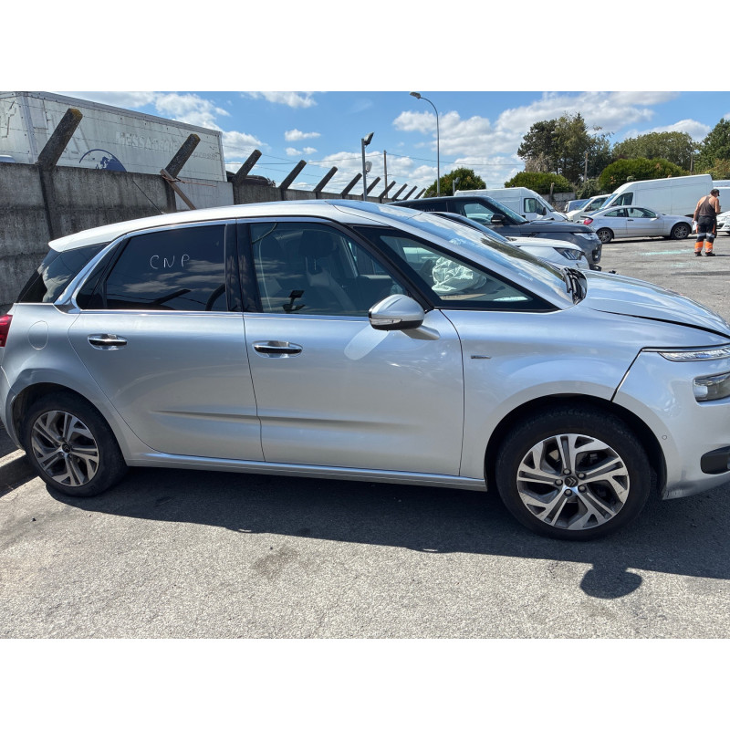 CITROEN C4 PICASSO 2 PHASE 1 1.6 HDI - 8V TURBO Photo n°9