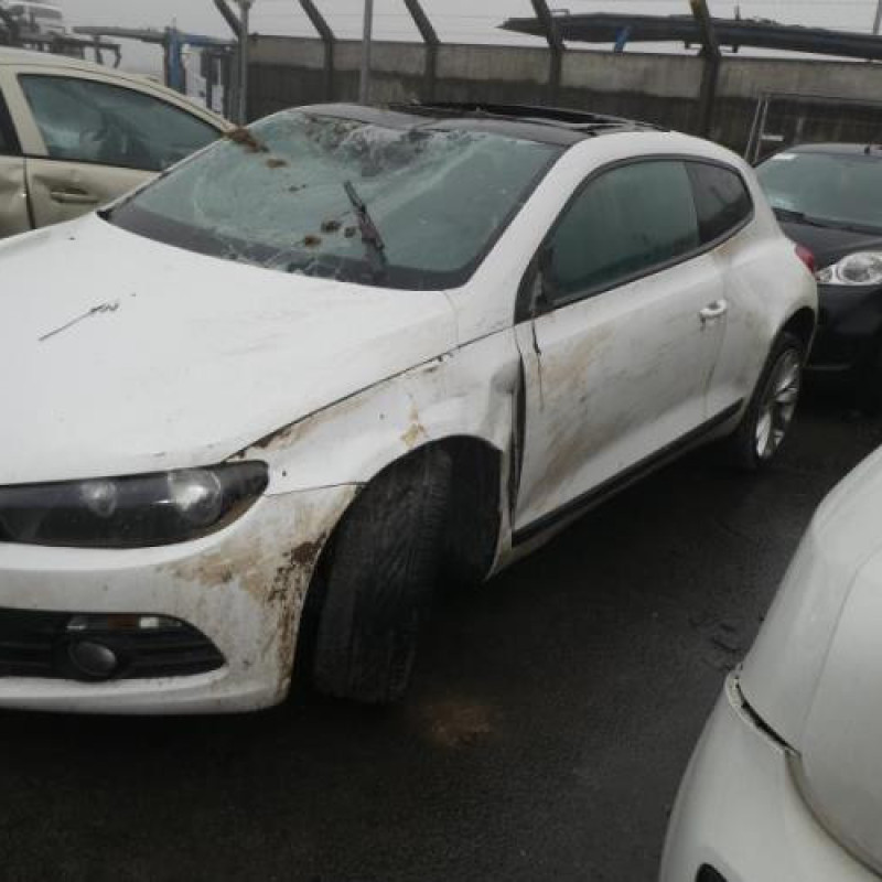 Bras essuie glace avant gauche VOLKSWAGEN SCIROCCO 3 Photo n°2