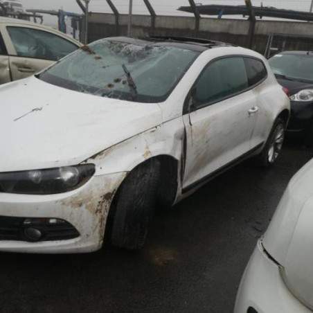 Bras essuie glace avant gauche VOLKSWAGEN SCIROCCO 3