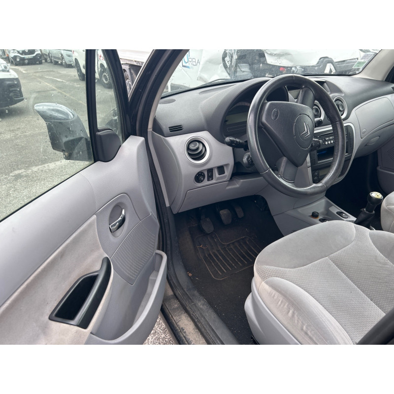 CITROEN C3 1 PHASE 1 1.4i - 8V Photo n°9