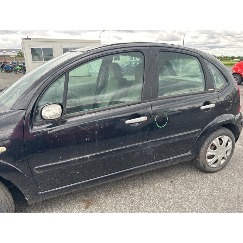 CITROEN C3 1 PHASE 1 1.4i - 8V Photo n°16