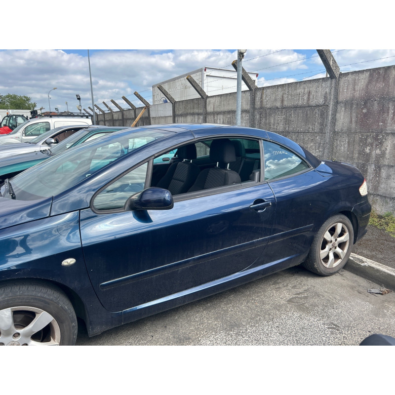 PEUGEOT 307 PHASE 2 CABRIOLET 2.0i - 16V Photo n°5