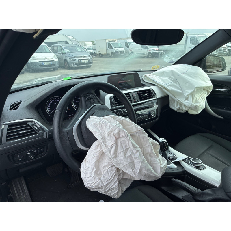 BMW SERIE 1 F21 PHASE 2 116d 1.5D - 12V TURBO Photo n°11