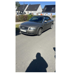 AUDI A4 2 CABRIO PHASE 1 3.0i - 30V V6 Photo n°1