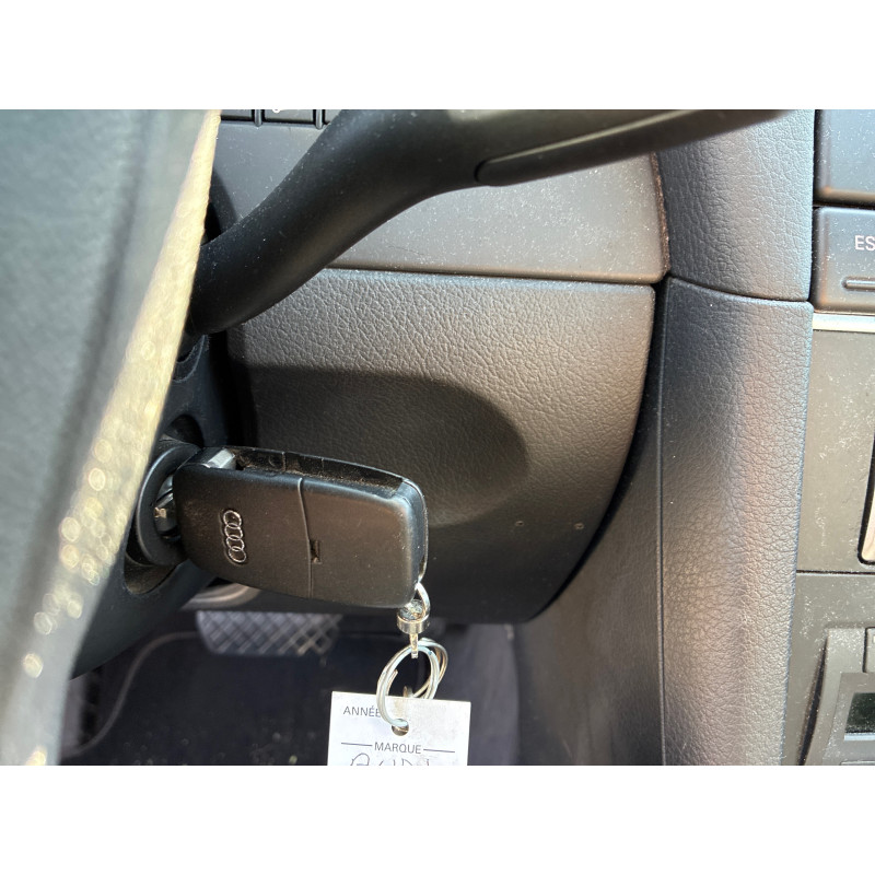 AUDI A4 2 CABRIO PHASE 1 3.0i - 30V V6 Photo n°32