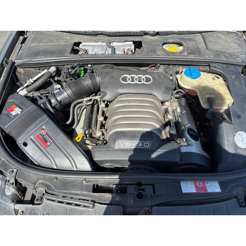 AUDI A4 2 CABRIO PHASE 1 3.0i - 30V V6 Photo n°34