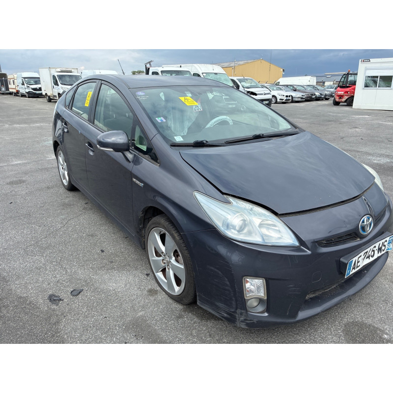 TOYOTA PRIUS 3 PHASE 1 1.8i - 16V HYBRID Photo n°3