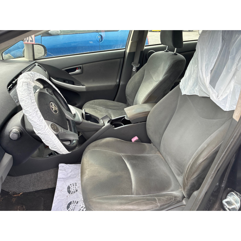 TOYOTA PRIUS 3 PHASE 1 1.8i - 16V HYBRID Photo n°14