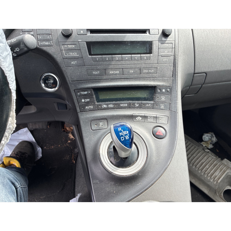TOYOTA PRIUS 3 PHASE 1 1.8i - 16V HYBRID Photo n°16