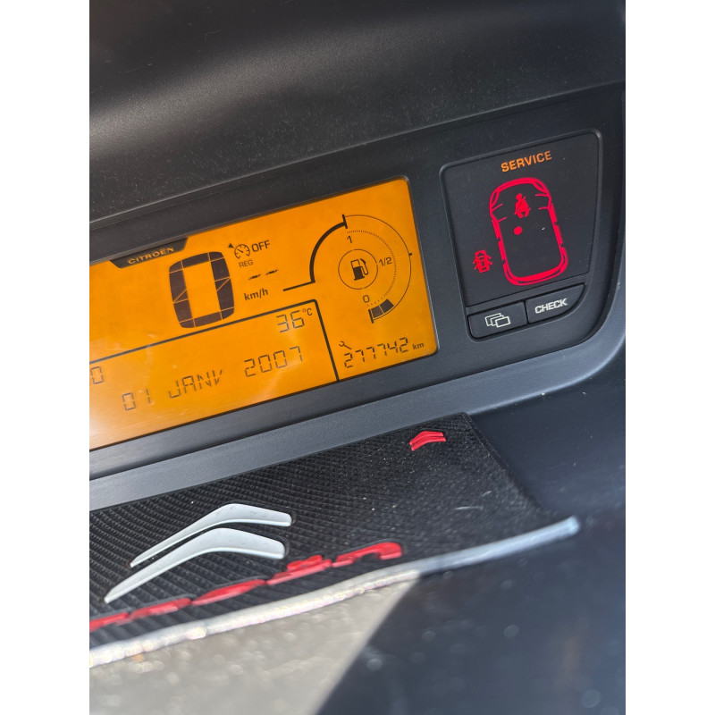 CITROEN C4 PICASSO 1 1.6 HDI - 16V TURBO Photo n°2