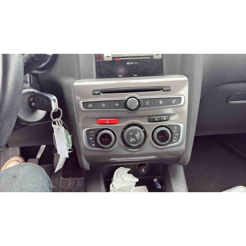 CITROEN C4 2 PHASE 2 1.2 PURETECH - 12V TURBO Photo n°8