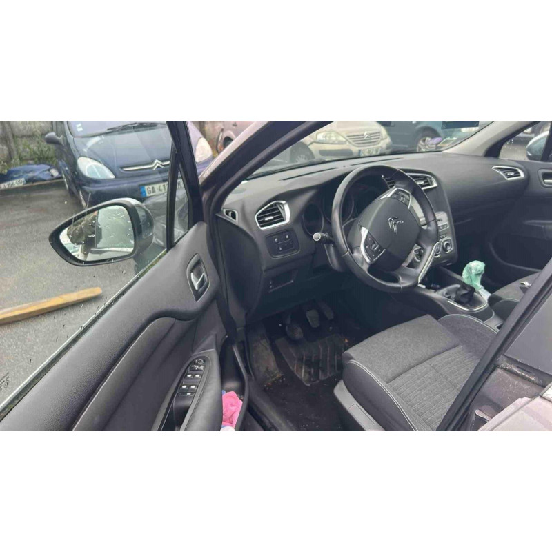CITROEN C4 2 PHASE 2 1.2 PURETECH - 12V TURBO Photo n°27