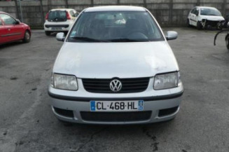 Pare choc arriere VOLKSWAGEN POLO 3