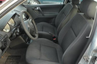 Pare choc arriere VOLKSWAGEN POLO 3