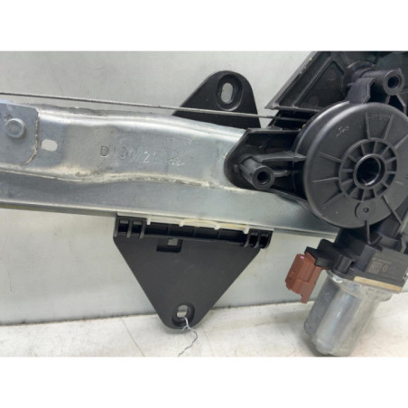 Leve vitre electrique avant droit DACIA SANDERO 3 STEPWAY