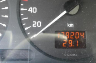 Capot RENAULT SCENIC 1