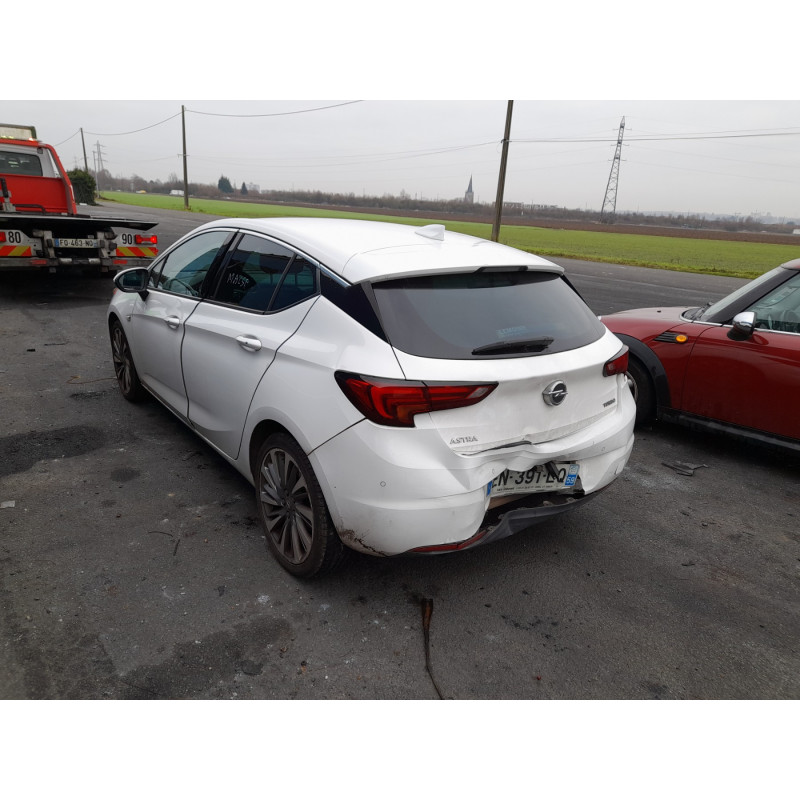 Fermeture de capot OPEL ASTRA K Photo n°10