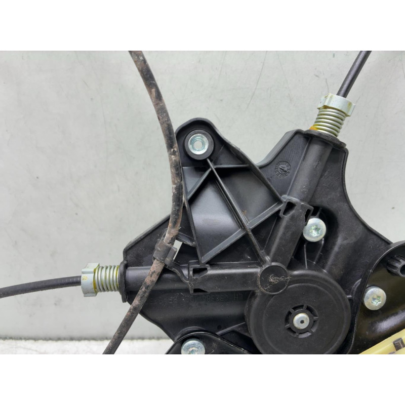 Leve vitre electrique avant gauche OPEL ASTRA K Photo n°9