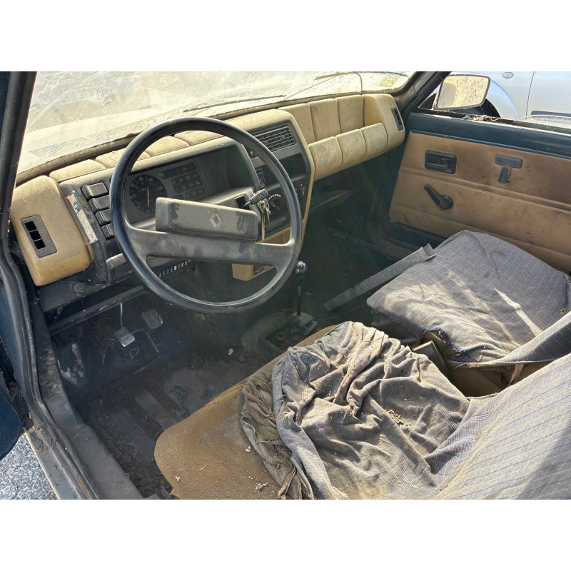 RENAULT R5 PHASE 2 0.85 - 8V Photo n°14