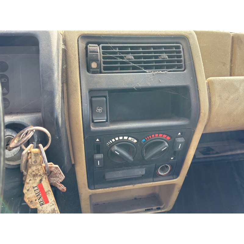 RENAULT R5 PHASE 2 0.85 - 8V Photo n°19
