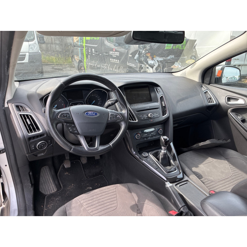 FORD FOCUS 3 PHASE 2 1.5 TDCI - 8V TURBO Photo n°17