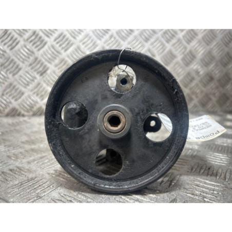 Pompe de direction RENAULT CLIO 2 Photo n°1