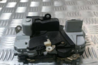Serrure avant gauche PEUGEOT 307