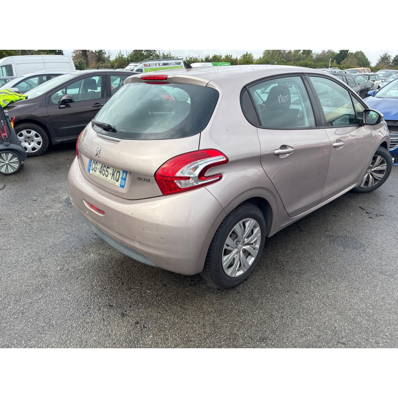 PEUGEOT 208 1 PHASE 1 1.4 HDI - 8V TURBO Photo n°2