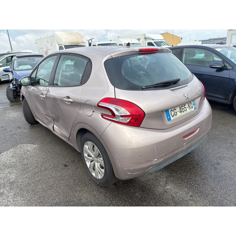 PEUGEOT 208 1 PHASE 1 1.4 HDI - 8V TURBO Photo n°3