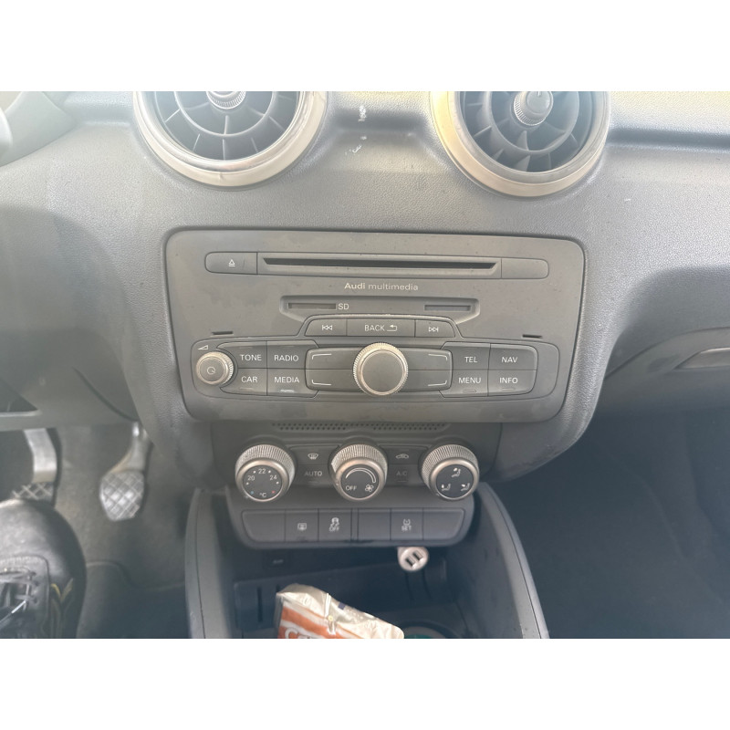 AUDI A1 1 SPORTBACK PHASE 1 1.6 TDI - 16V TURBO Photo n°3
