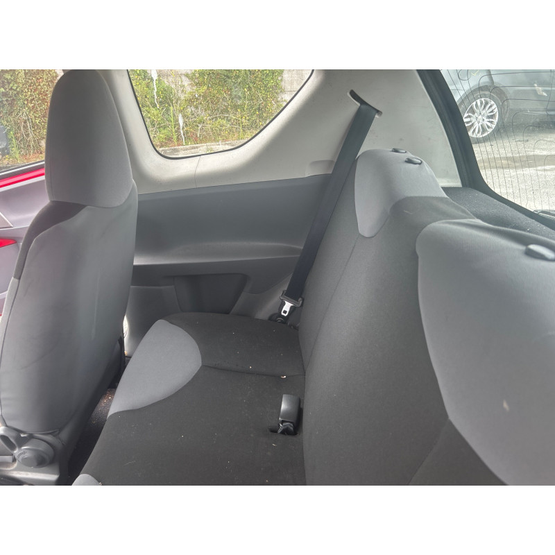 PEUGEOT 107 PHASE 1 1.0i - 12V Photo n°3