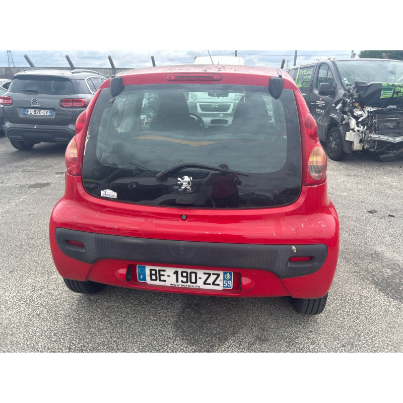 PEUGEOT 107 PHASE 1 1.0i - 12V Photo n°8