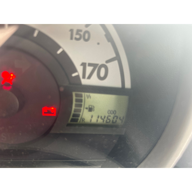 PEUGEOT 107 PHASE 1 1.0i - 12V Photo n°12