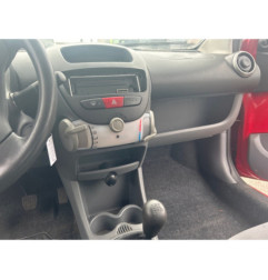 PEUGEOT 107 PHASE 1 1.0i - 12V